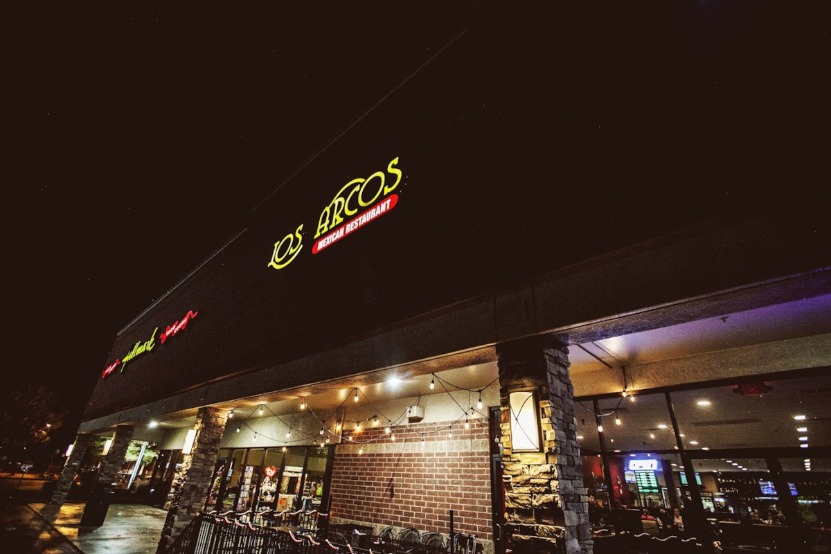 Los Arcos Mexican Restaurant Bryant Square exterior
